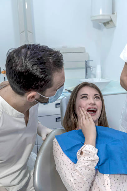Best Weekend Emergency Dentist in West Freehold, NJ